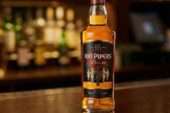 Whisky Blended |100 Pipers Deluxe (750ml Bottle) - Dine-In